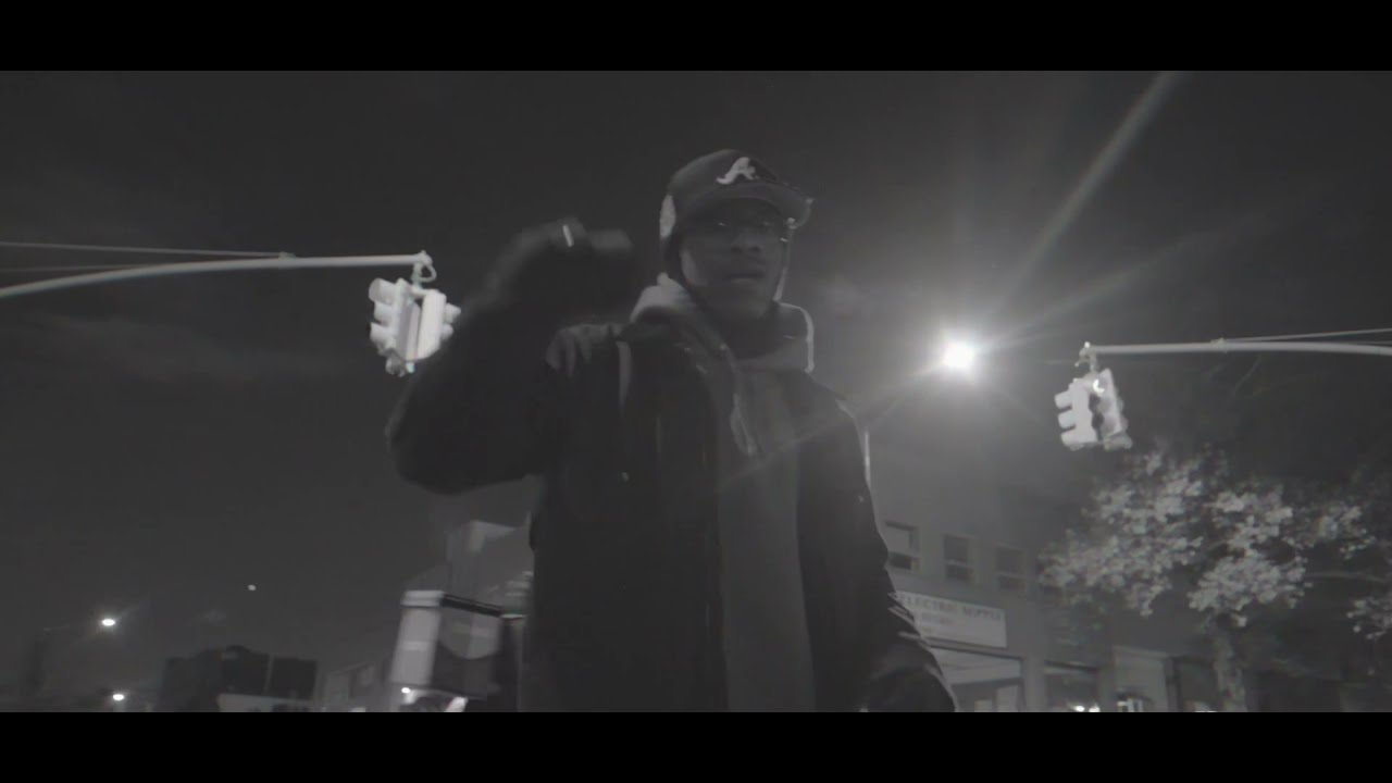Mal Finesse - Easier (🎥: Dir. by DarkChipCookie)