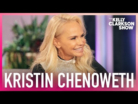 Kristin chenoweth sings a hilarious 'muffin top' rendition of 'rocky top'