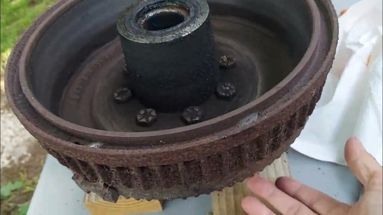 Rear brake drum brake inspection. - YouTube
