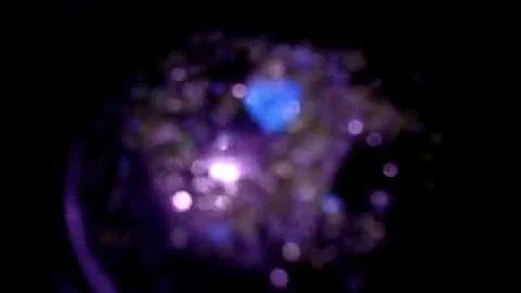 ¿Es bueno que un diamante tenga fluorescencia?