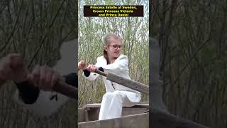 La Princesse Estelle De Suède Samuse Dehors Avec La Princesse Héritière Victoria & Prince Daniel
