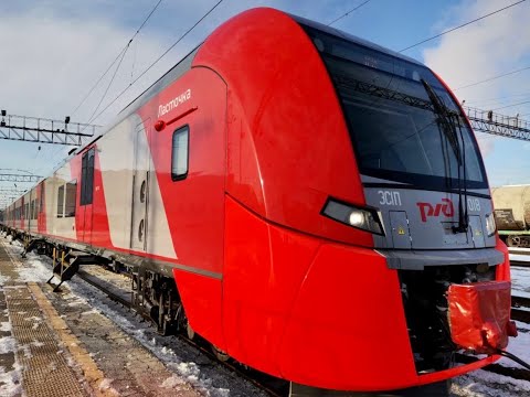 В Оренбурге впервые скоростная «Ласточка» на железнодорожных путях