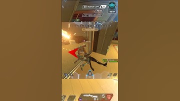 1v3 ? Too Ez #shorts #apexlegends