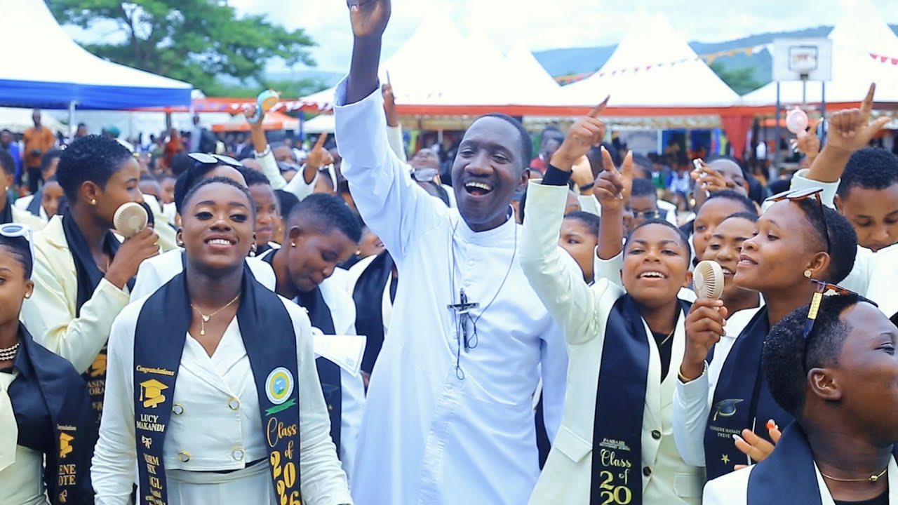 VIBE LA PADRI NA FORM SIX GRADUATION YA PANDAHILI HIGH SCHOOL 2026