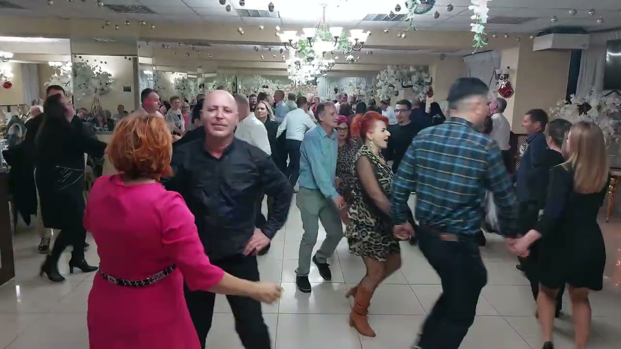 Formatia Armonia din Galati-Moldoveanca,Bate toba Mihaita,instr