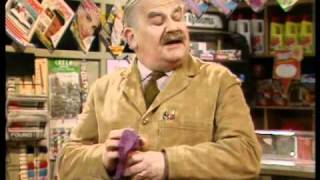 Open All Hours - S4-E6 - The Mystical Boudoir Of Nurse Gladys Emmanuel - Part 1