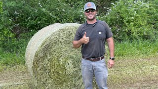 Hay Experiment On The Farm | Feeding Cattle With Hay Rings VS Unrolling Hay