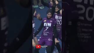 Selesai Pertandingan Tim Putri Langsung Pargoy