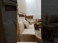 بعد يوم طويل من العمل لم يتبقى إلا وضع بعض اللمسات الأخيرة