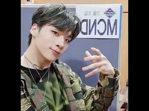 Ди эн эс. Ди эн эс. Актер ван хэ ди. Ди эн эс. Ди эн эс.