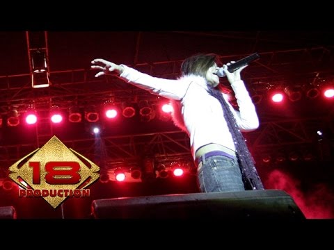 Tere - Selebihnya Dusta  (Live Konser Sawah Lunto Sumbar 23 Juli 2006)
