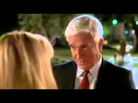 Video: Leslie Nielsen Netto waarde: Wiki, Getrouwd, Familie, Bruiloft, Salaris, Broers en zussen