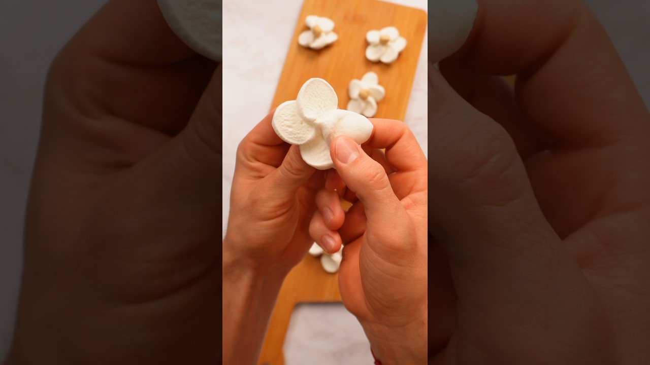 Crispy Marshmallow flowers!😍