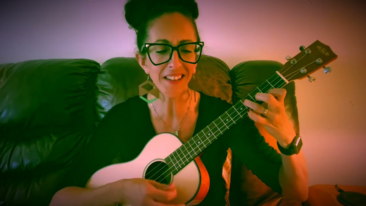Fade Into You - Mazzy Star - ukulele cover #MazzyStar #FadeIntoYou @maz...