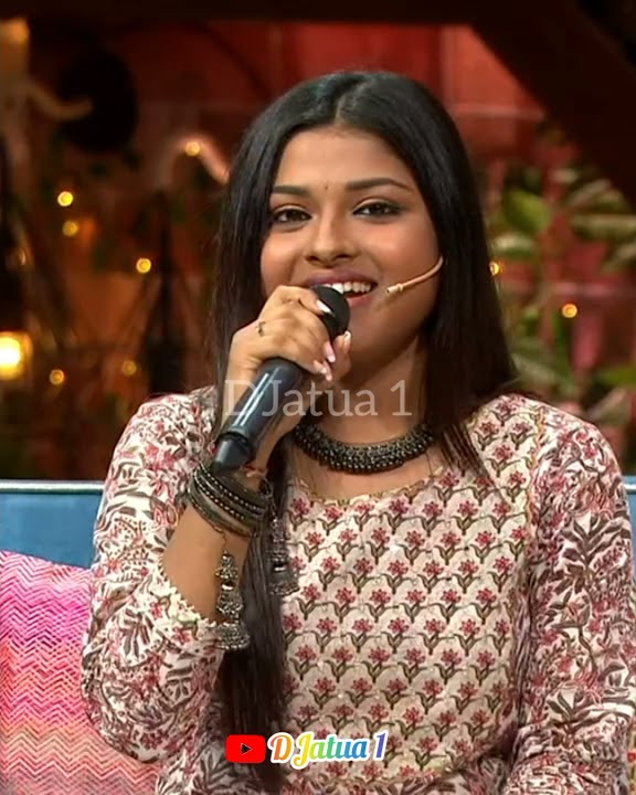 Chand Ne Kuch Kaha | Arunita Kanjilal | Performing at Kapil Sharma Show | Remake Version | #shorts