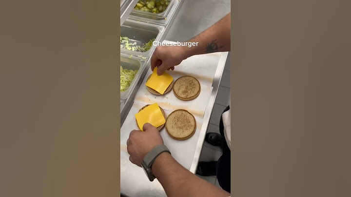 DIETRO LE QUINTE DEL MCDONALD 😱😱 #foodlover #hamburger #delivery #mc #fastfood #mcdonalds #food