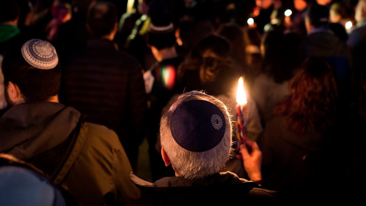 Vigil held for synagogue shooting victims