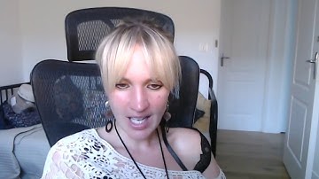 Lisa Cairns - My solar plexus is tight like a nut