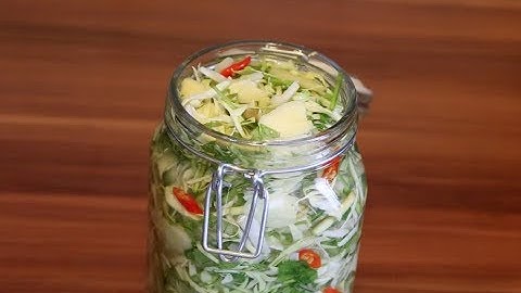 Cách muối dưa bắp cải - Pickled Cabbage