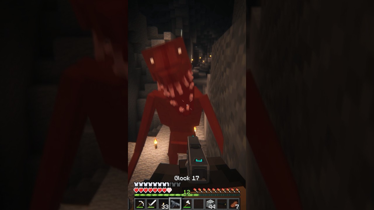 ATACAT DE CAVE DWELLER IN MINECRAFT HORROR! 