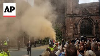 WATCH: Oil supporters disrupt Duke of Westminster’s wedding in UK