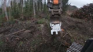 Mätetään mättäitä.. Excavator hitachi 130 lcn