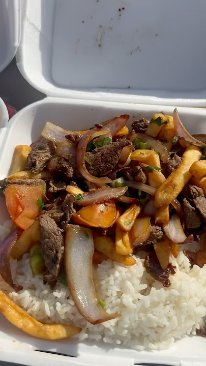 Trying El Pollo Inka…The Best Peruvian Food in Cali #foodie #foodvlog #peruvian #foodreview #eating