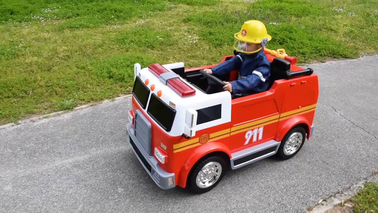 Camion De Pulvérisation D'eau Et De Feu, Camion De Pompiers, Camion De