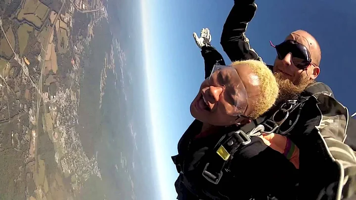 Tandem Skydive | Nashville, TN | Cassandra Harper