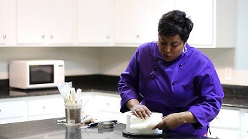 Do You Quilt the Fondant Before or After Attaching It to the Cake? : Fondant Ideas