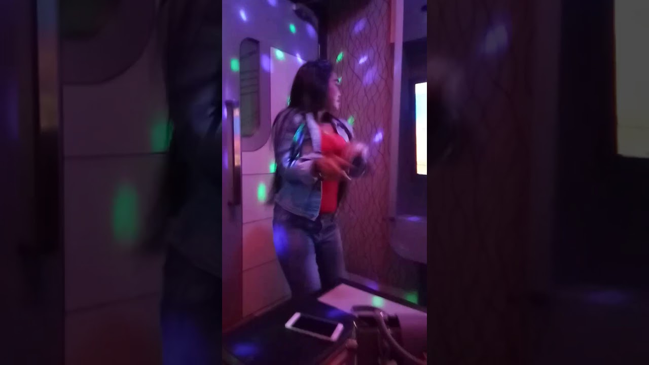 Cuanto cuesta un karaoke