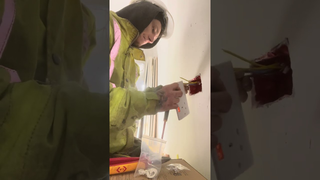 ⚡️Why key-switch cleaner sockets? ⚡️✔ Controlled access✔ Improved safety✔Clean, compliant install