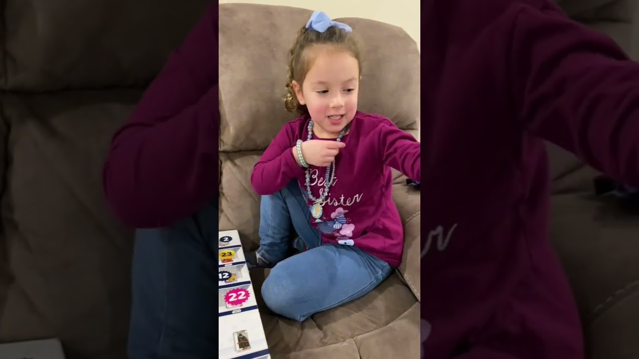 Unboxing Disney Store Mini Brands Advent Calendar Day 8