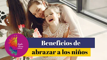 ¿Se puede abrazar demasiado a un niño?