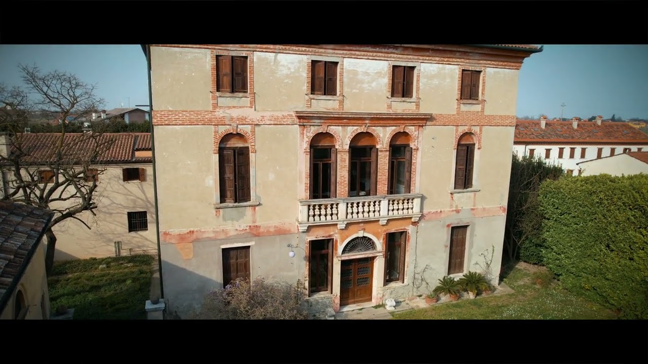 TERRITORIO DIVINO - Due Carrare