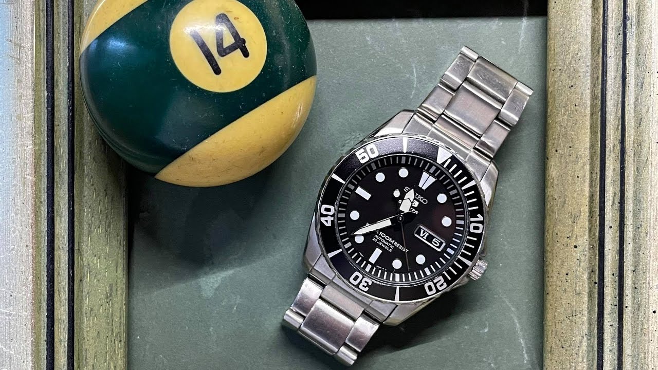 SEIKO 5 BARGAIN Seiko Sea Urchin SNZF17 - YouTube