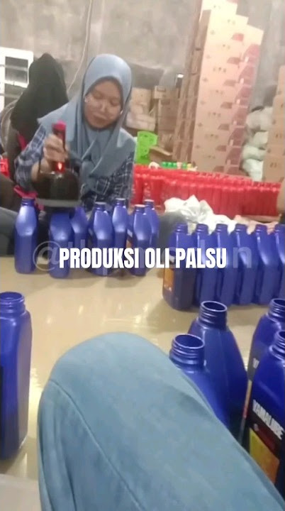 REKAMAN VIRAL PROSES PRODUKSI OLI PALSU