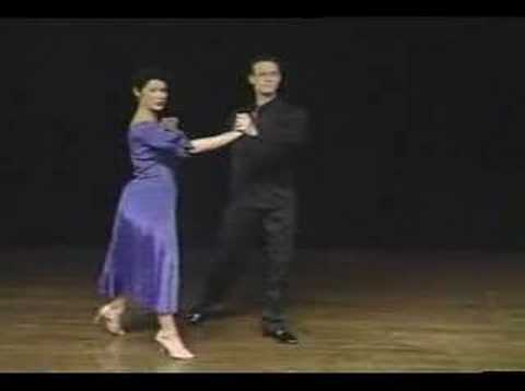 This a Beginners Foxtrot dance lesson by Teresa Mason