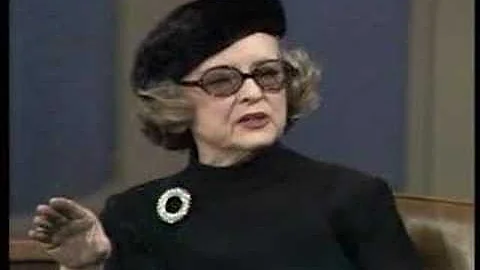 Bette Davis talks about Gladys Cooper & Claude Rai...