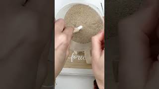 Набиваем текстильную куклу песком