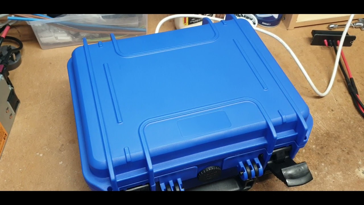 Coolice Charge Case's and Power Supplies Quad ISDT Q8 Compact