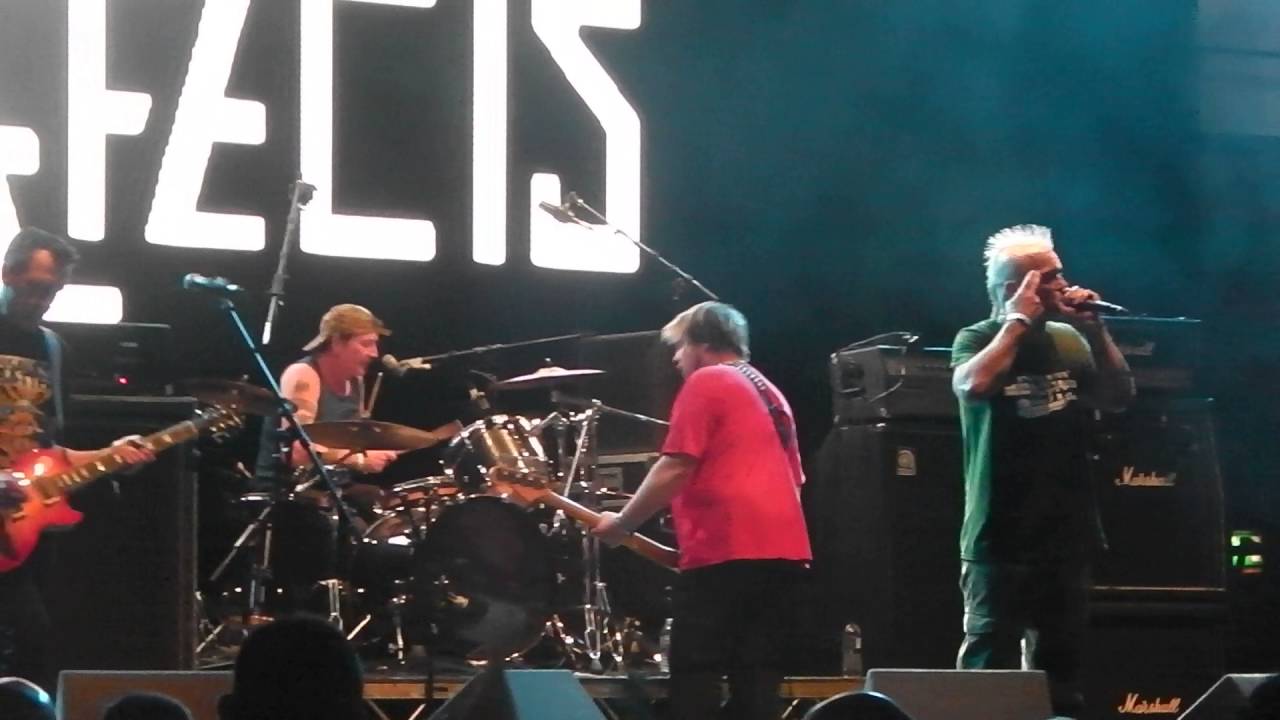 The Defects - Metal Walls