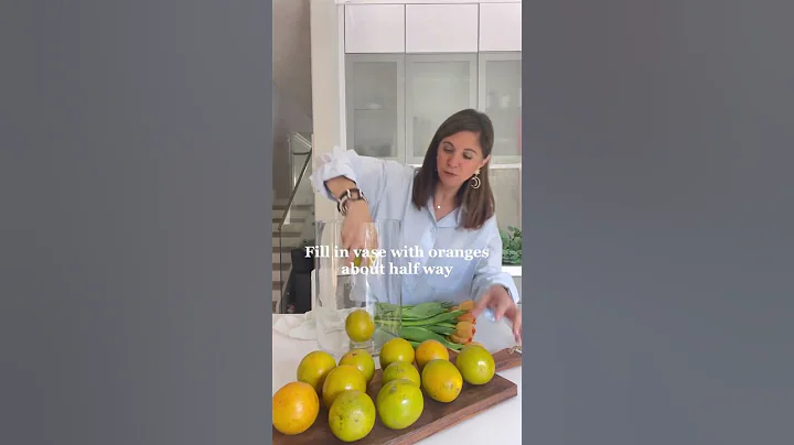 Orange Flower Arrangement #shorts #flowerarrangement #flowerdesign #summerflower
