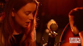 Download Lagu Tara Casserly \u0026 Nick Nolan - Crazy (Gnarls Barkely) \\\\ Coffee Hill Sessions MP3