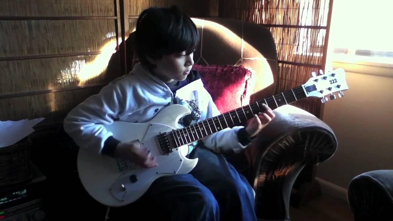 Bild från 9-åring spelar "Sultans of Swing"