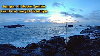 Nggak di sangka!!mancing sampai malam hari Sambaran ikan lebih banyak dan ganas