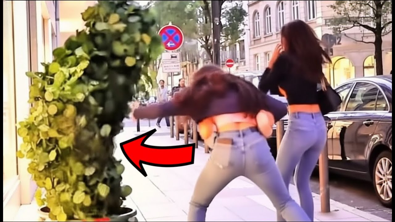 The Funniest Bushman Prank of the Year – People Scream, Jump, and Run in Pure Panic!