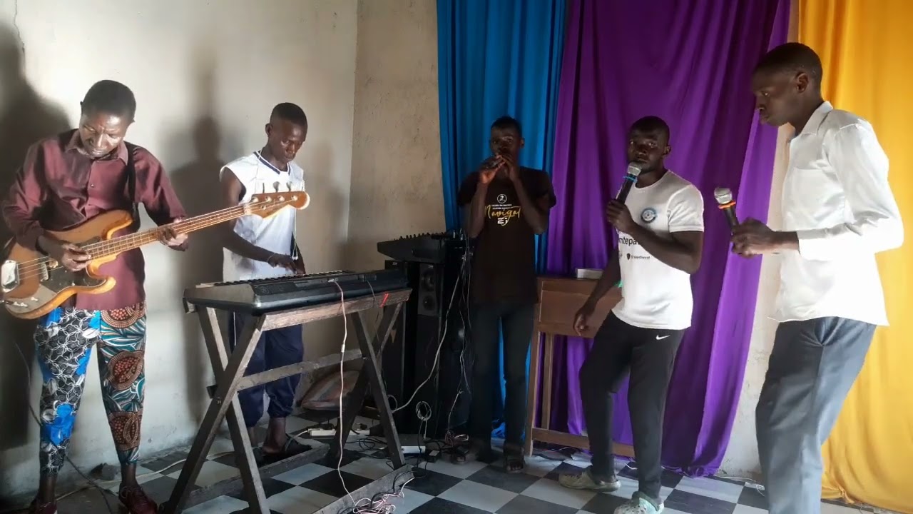 Royalty Band nitakuimbia