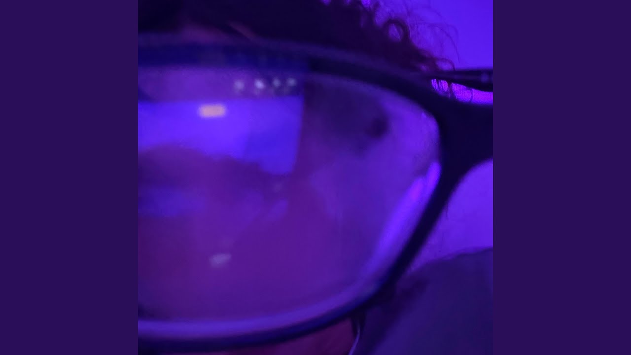 Watch glasses on YouTube Watch glasses on YouTube