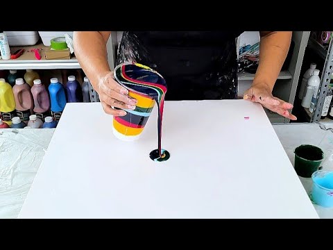Video: Hur fyller jag en textruta med färg i Canva?